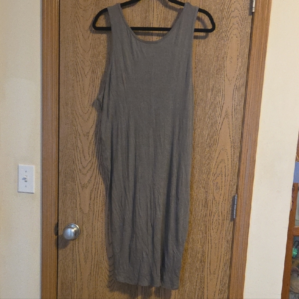 Splendid Charcoal Midi Dress